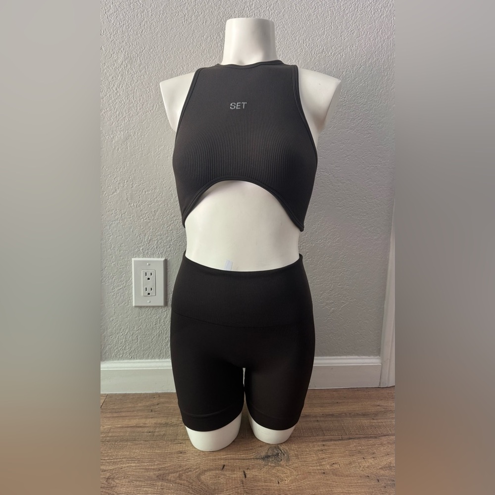 SET Active Dark Brown Sculptflex Shorts Sport Bra Workout Yoga Pilates Set S